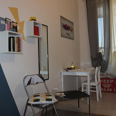 Bed 'N Books Bed and Breakfast Sassari Exteriör bild