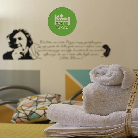 Bed 'N Books Bed and Breakfast Sassari Exteriör bild