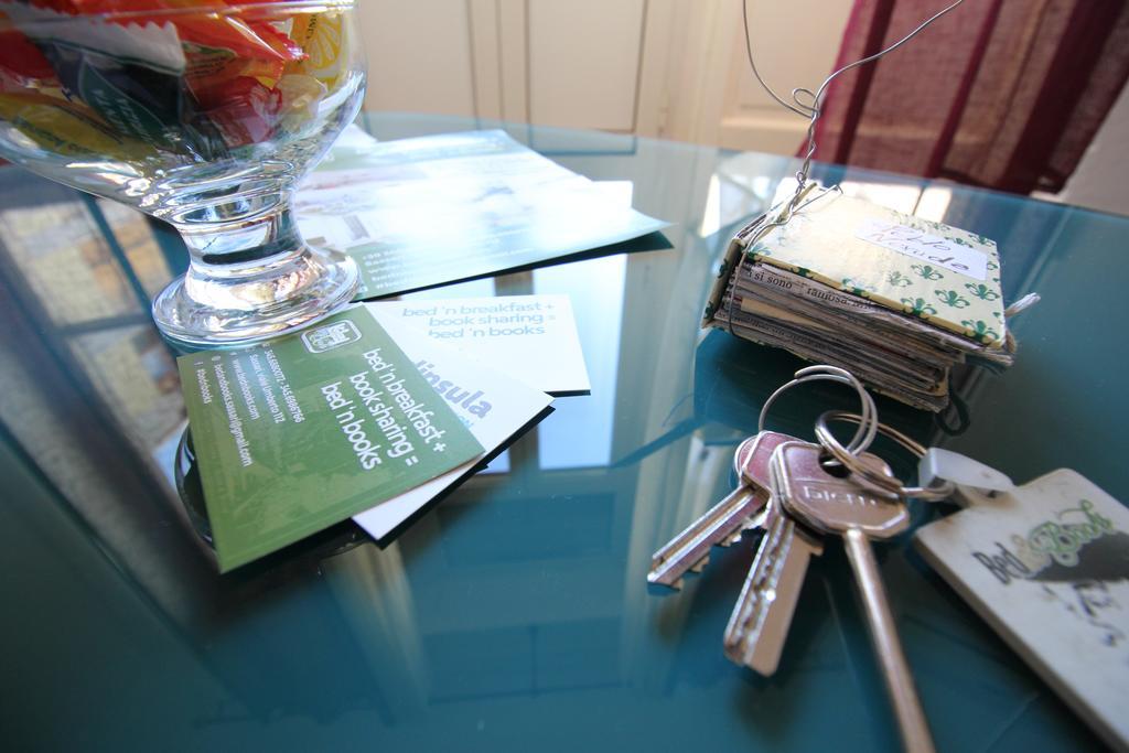 Bed 'N Books Bed and Breakfast Sassari Exteriör bild