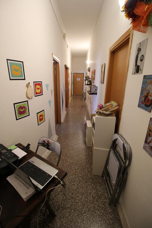 Bed 'N Books Bed and Breakfast Sassari Exteriör bild