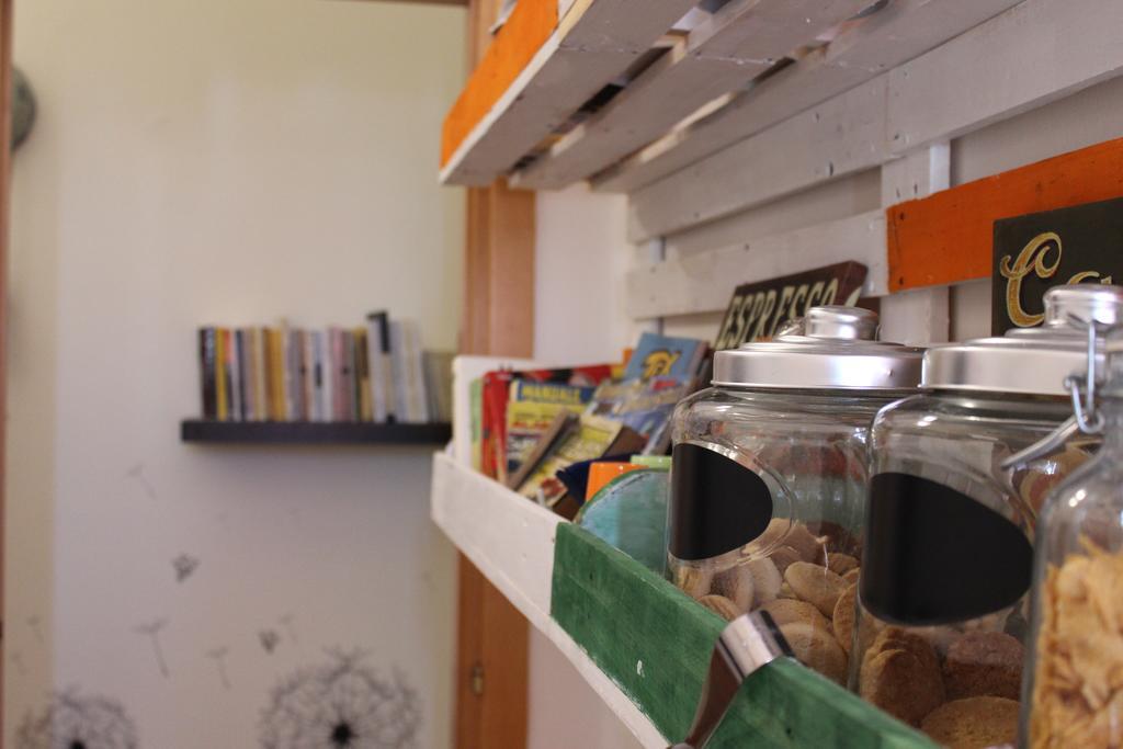 Bed 'N Books Bed and Breakfast Sassari Exteriör bild