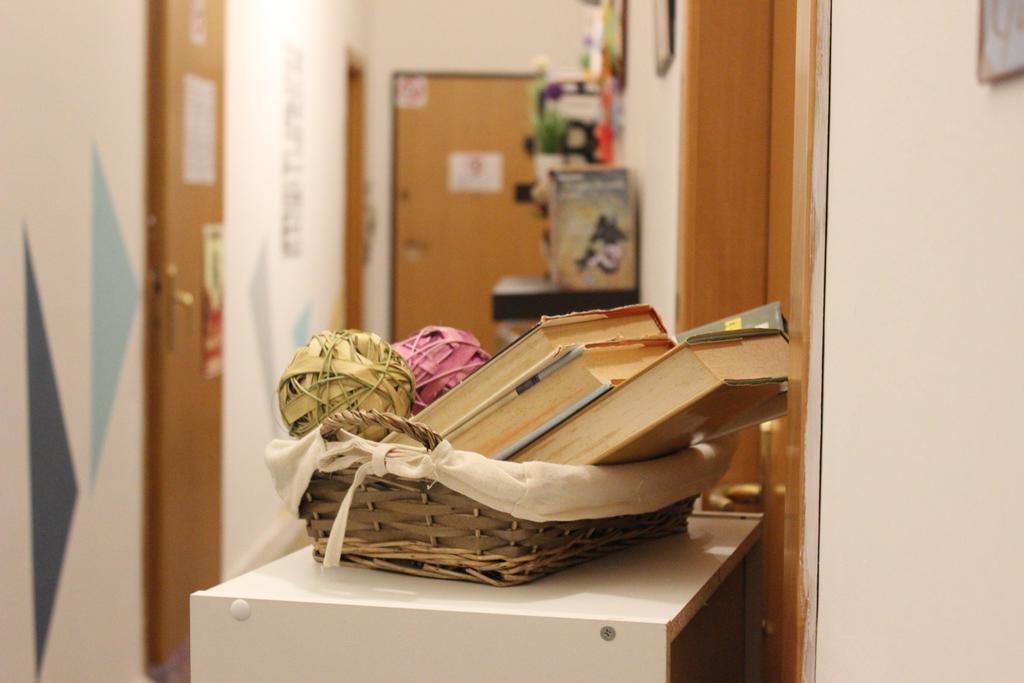 Bed 'N Books Bed and Breakfast Sassari Exteriör bild