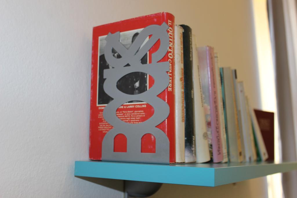 Bed 'N Books Bed and Breakfast Sassari Exteriör bild